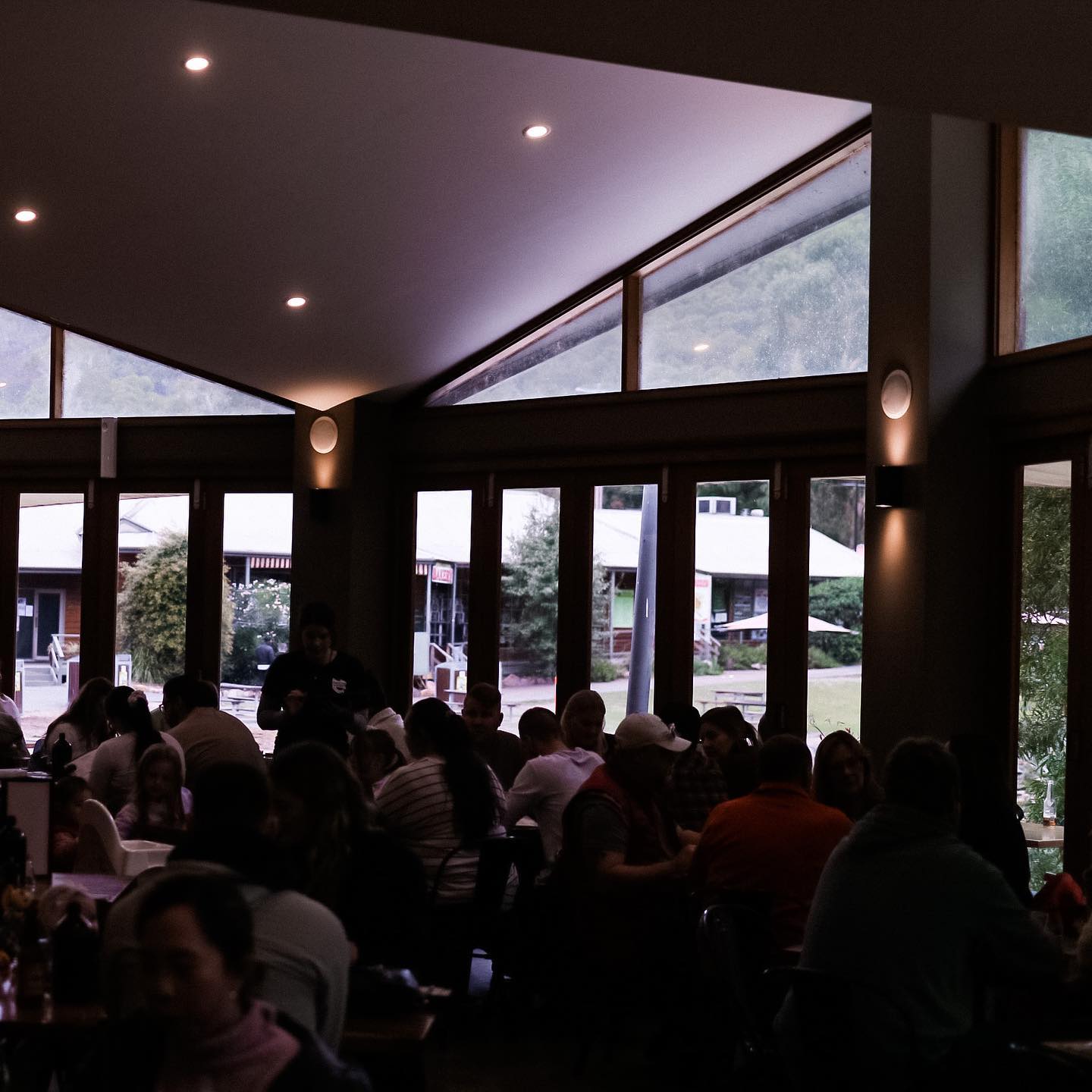 Flame Brothers Restaurant & Bar