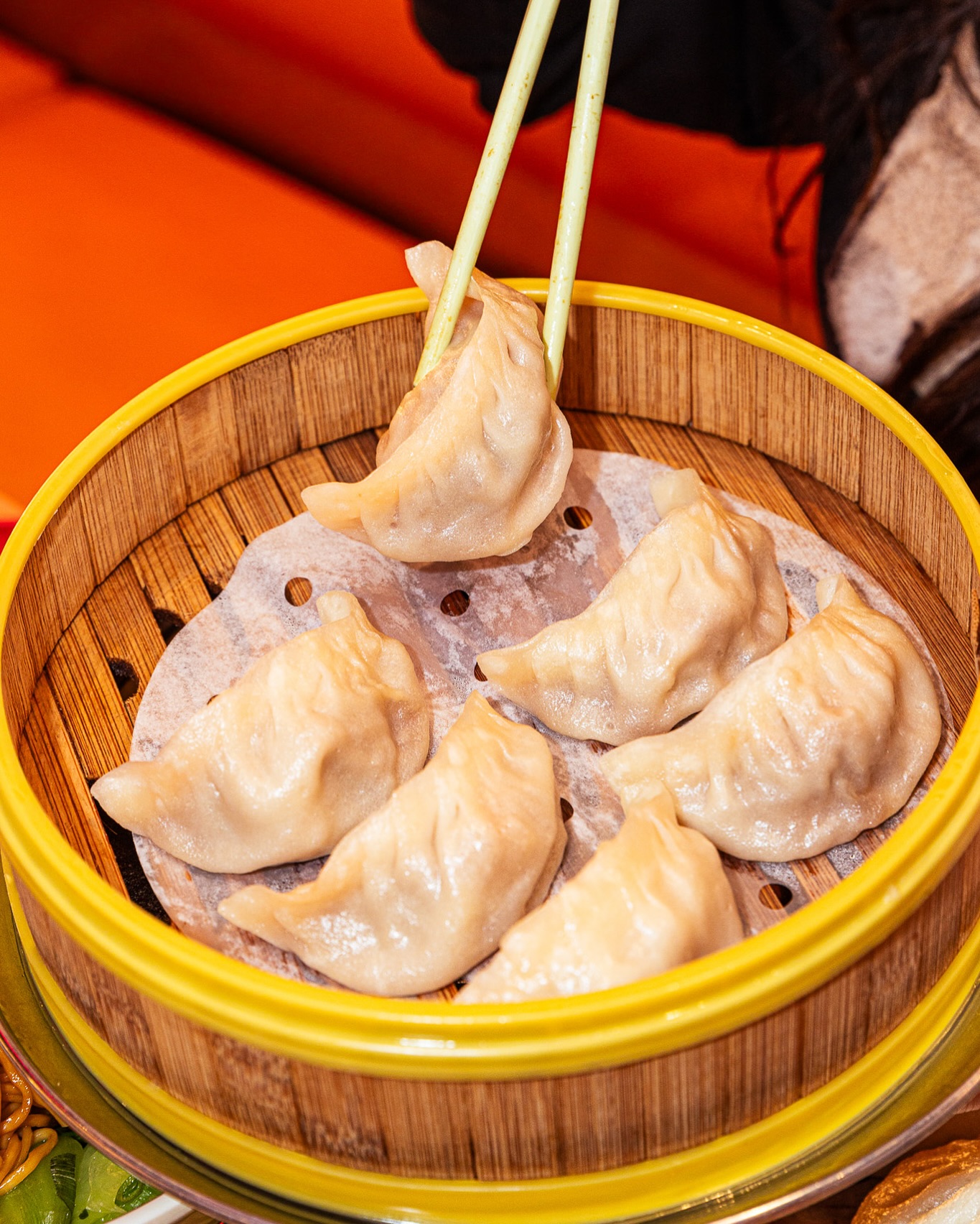 Lee's Dumpling 小李汤包