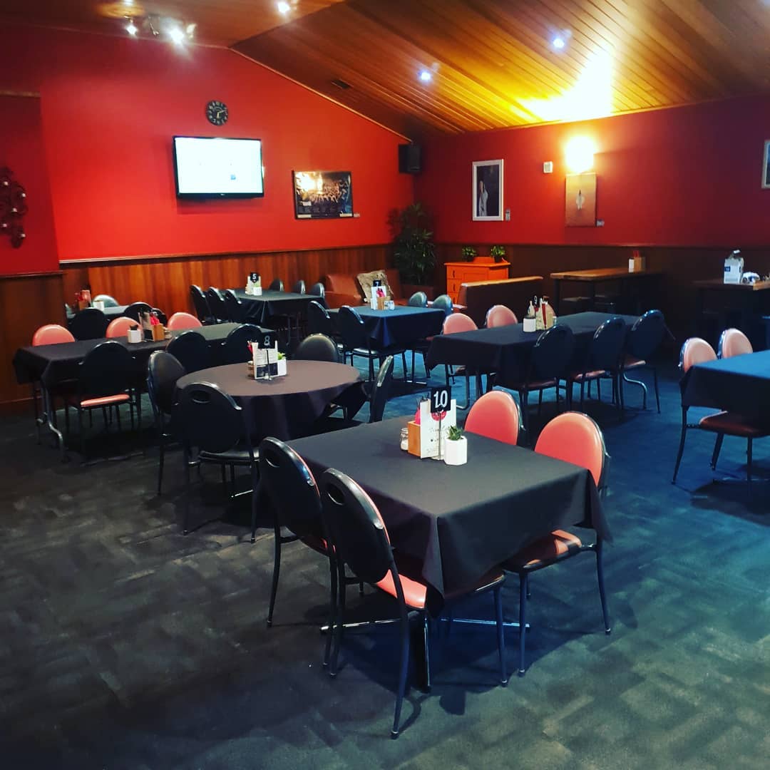 Silver's Bar & Grill