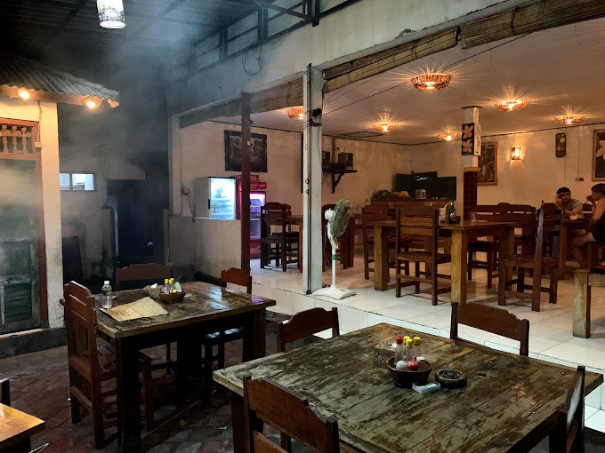 Warung Lesehan Bali