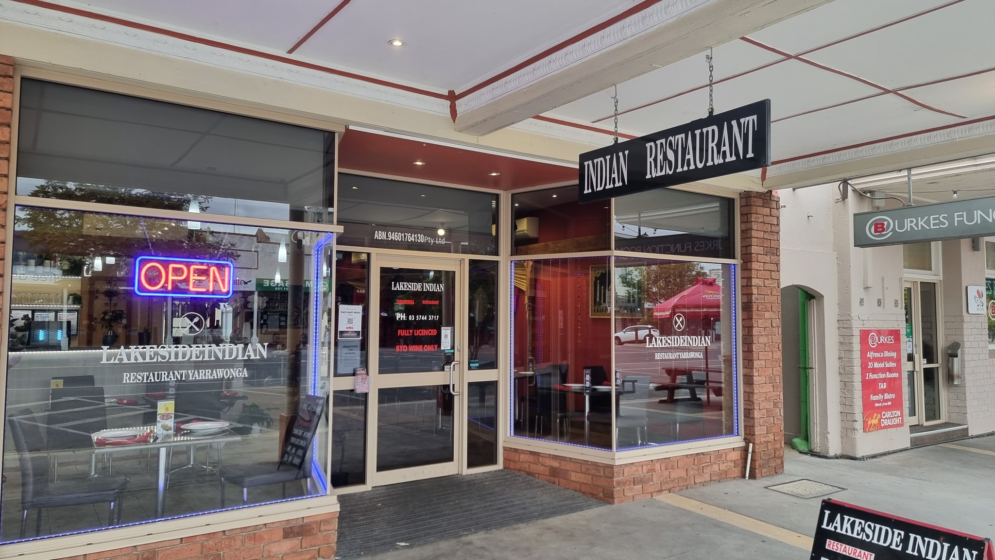 Lakeside Indian Restaurant