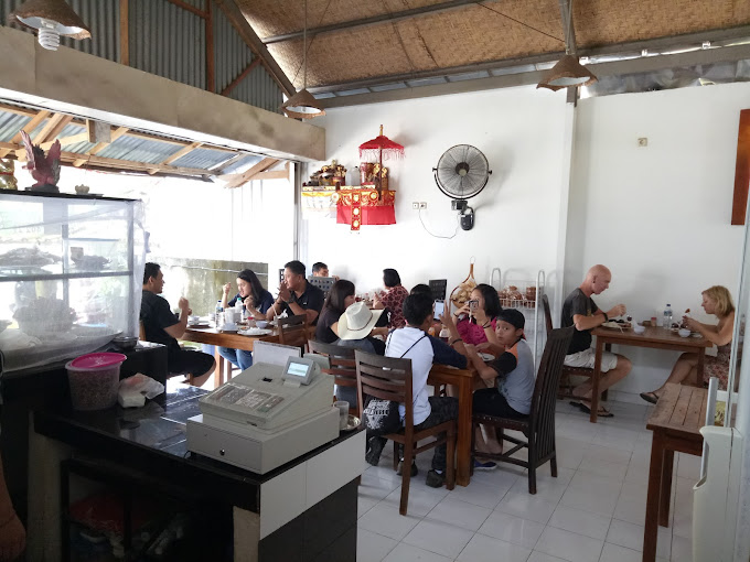 Warung Jukut Undis