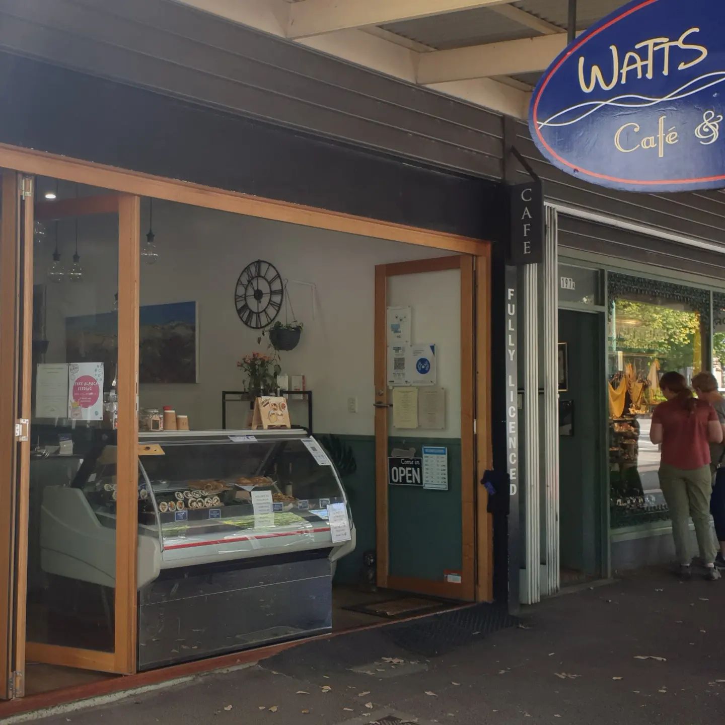 Watts River Cafe and Store