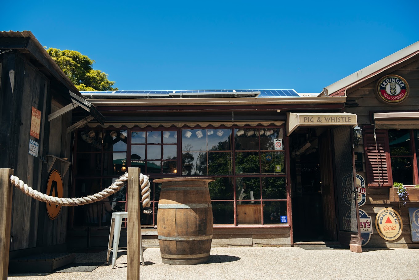 The Pig & Whistle Tavern Main Ridge
