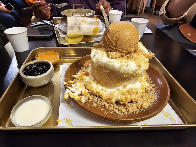 Homm Dessert La Trobe Street