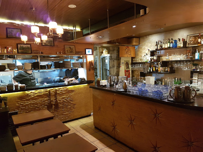 Ya Ya Bar and Eatery