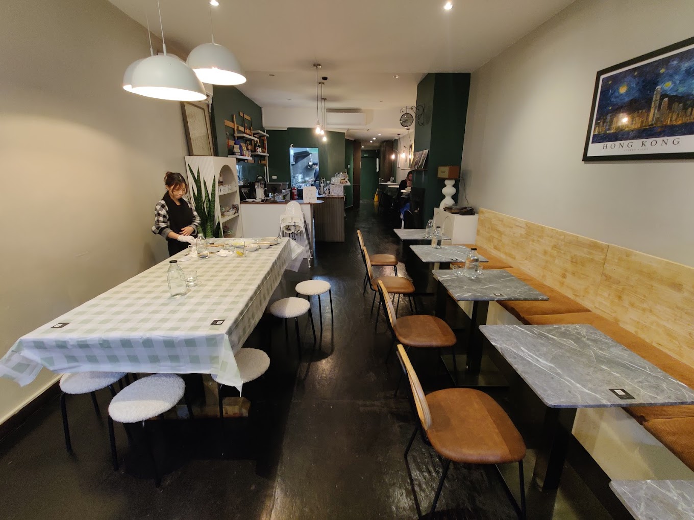 Starry Hong Kong Cafe