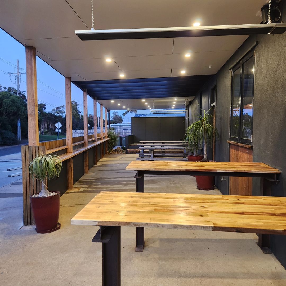 Bang Bang Bar & Restaurant