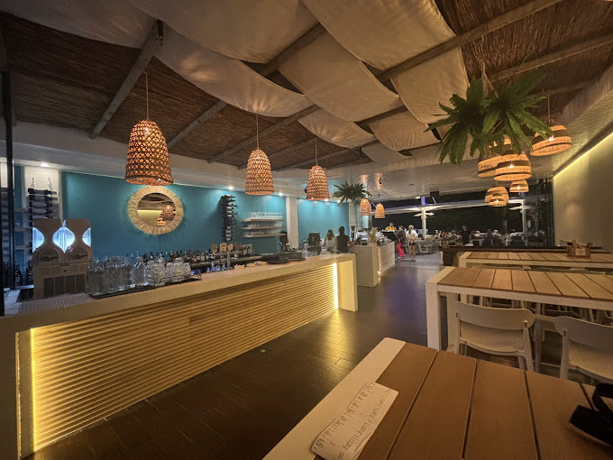 Elston Restaurant & Bar