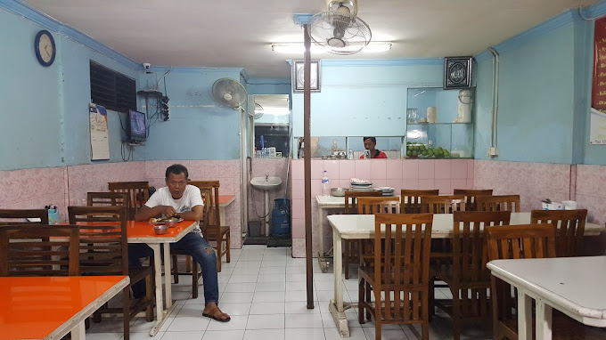 RM Padang Acc Baru Legian