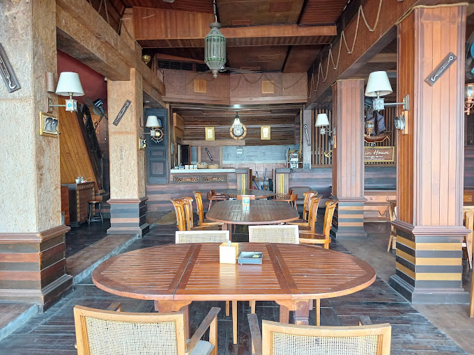 Pinisi House Bali