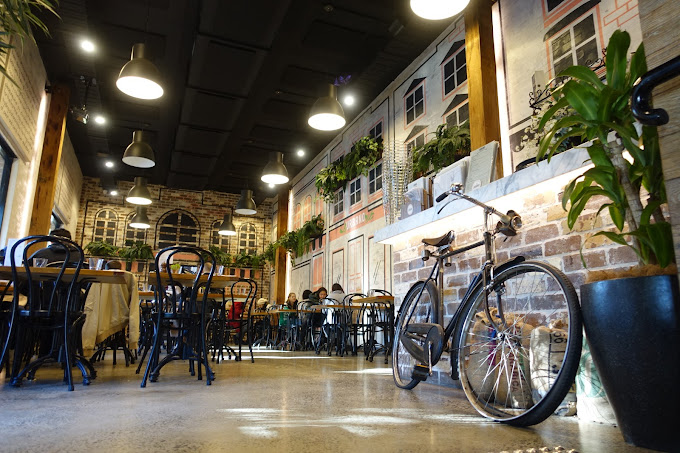 Urbano Organic Coffee Traders