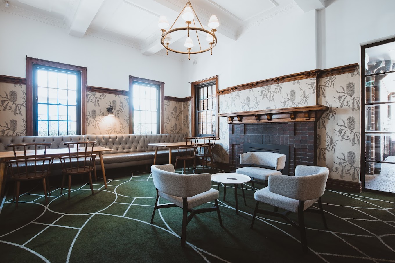 Crossways Hotel