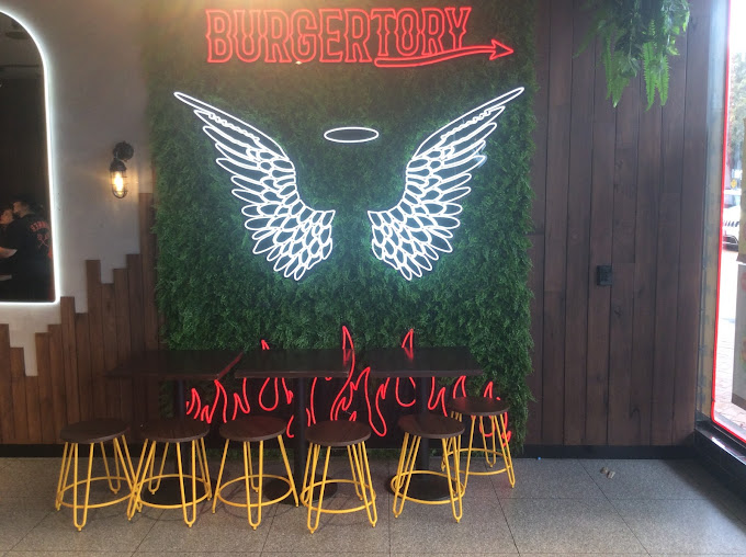 Burgertory (Boronia)