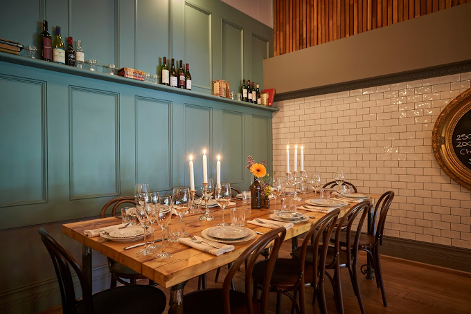 Mayfair Lane Pub & Dining Room