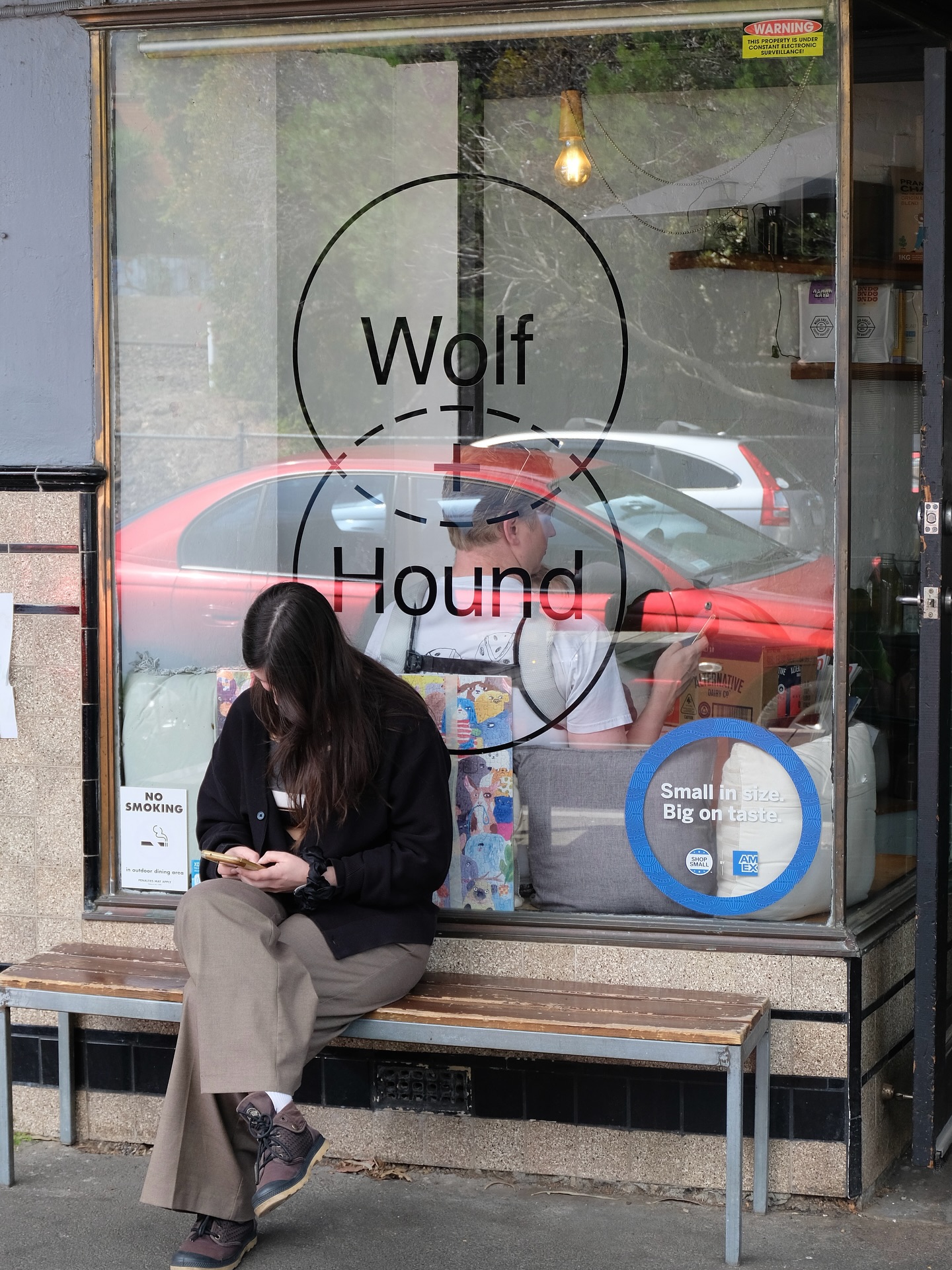 Wolf and Hound Cafe
