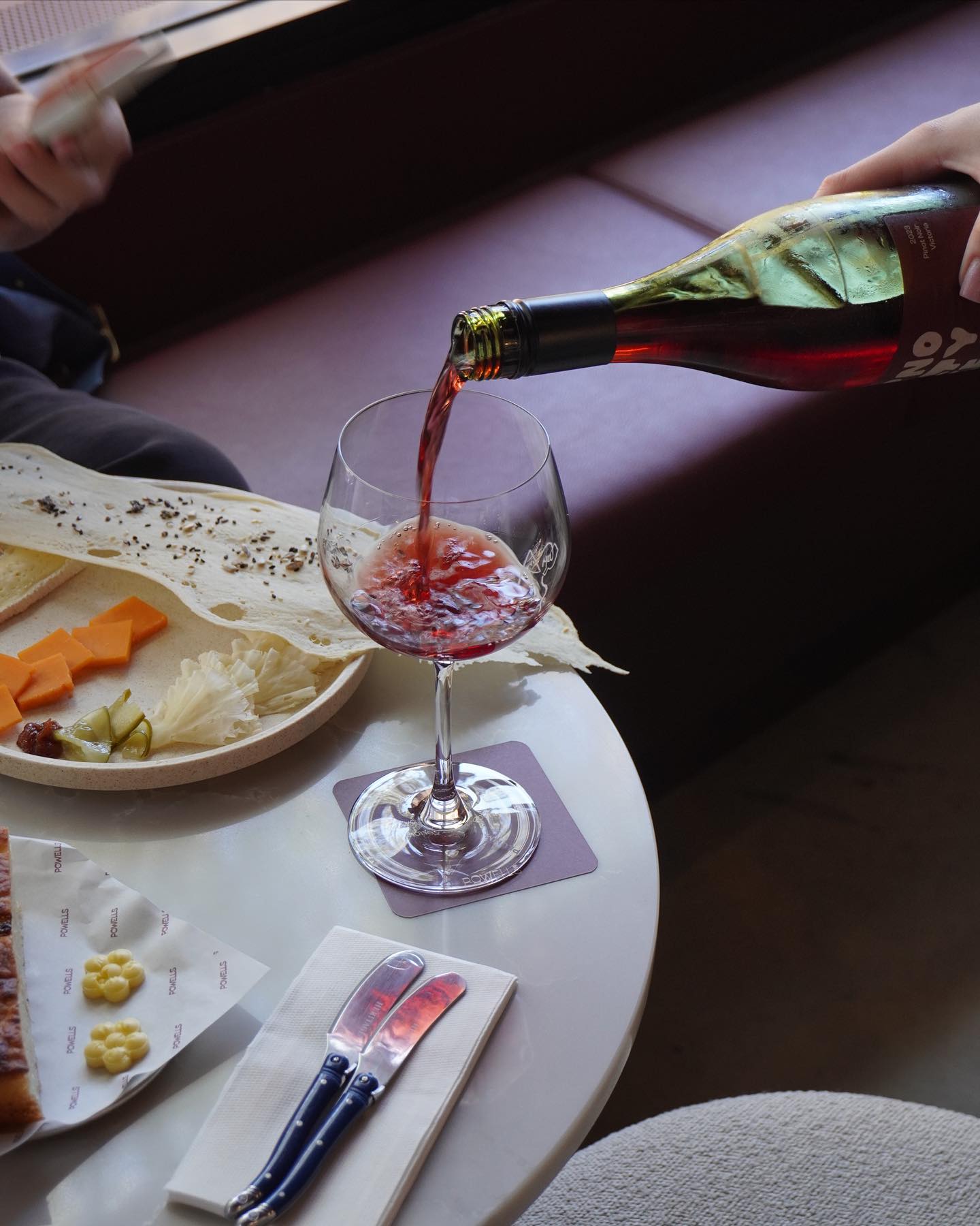 Powells Fromagerie & Wine Bar