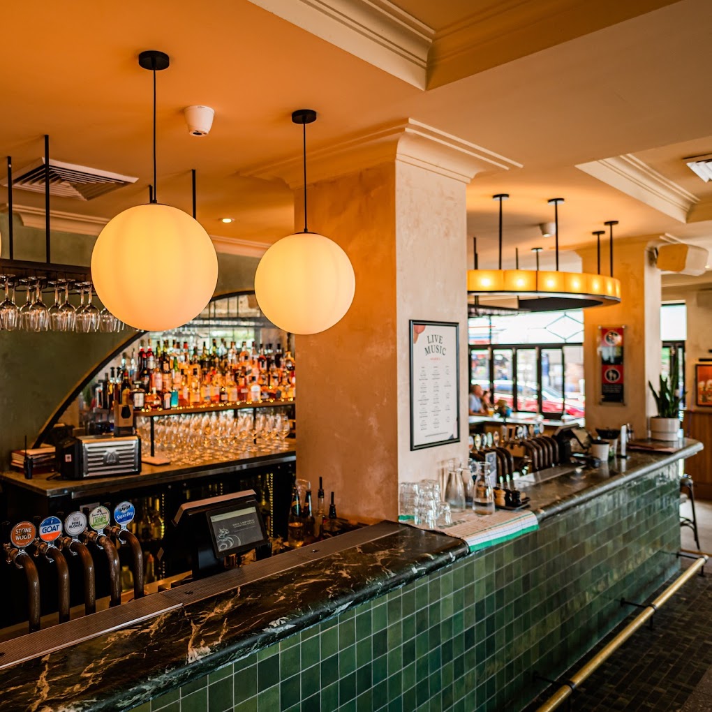 Marra Bar & Grill