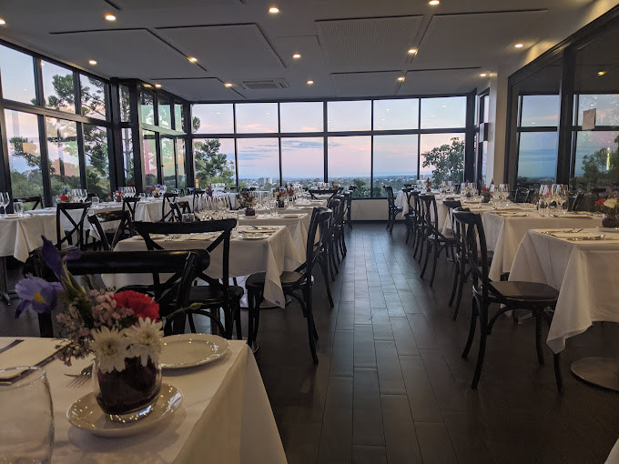 La Belle Vie Bistro