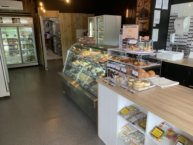 Gluten Free 4 U - Mt Gravatt Bakery, Sweets, Cakes, Breads