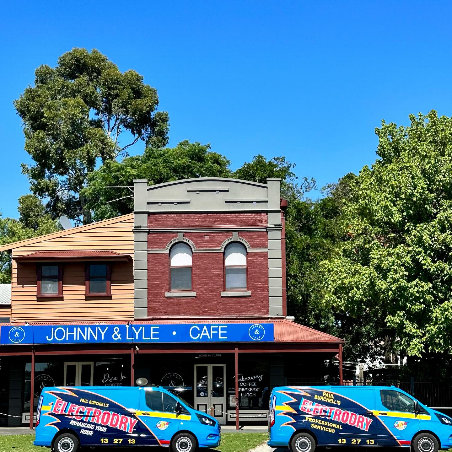 Johnny & Lyle's