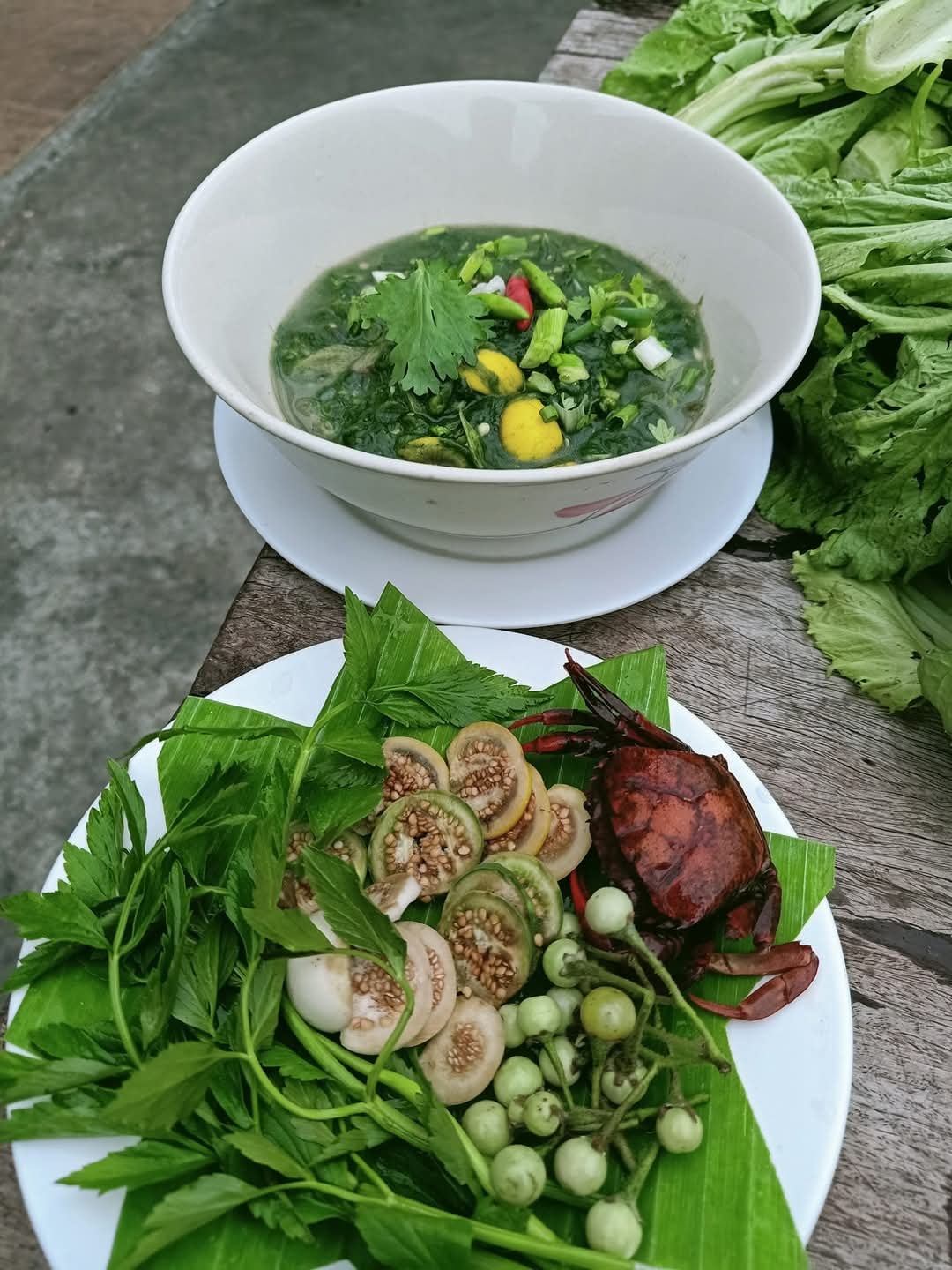 Ban Khn Meuxng (บ้านคนเมือง)