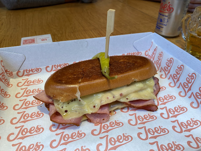 Joe's Famous Deli