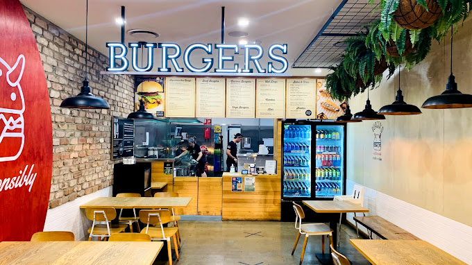 Burger'D Biggera Waters