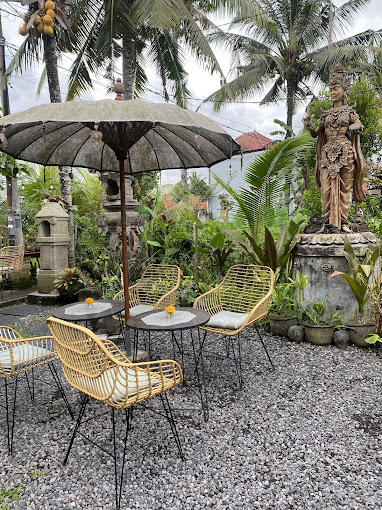 Monkey Bar Ubud