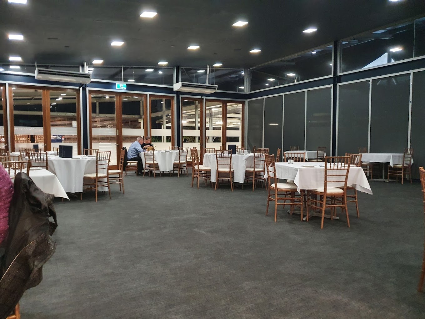 Lakeside Restaurant