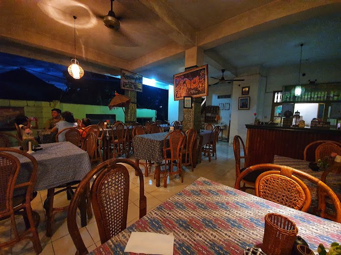 Warung Jegeg