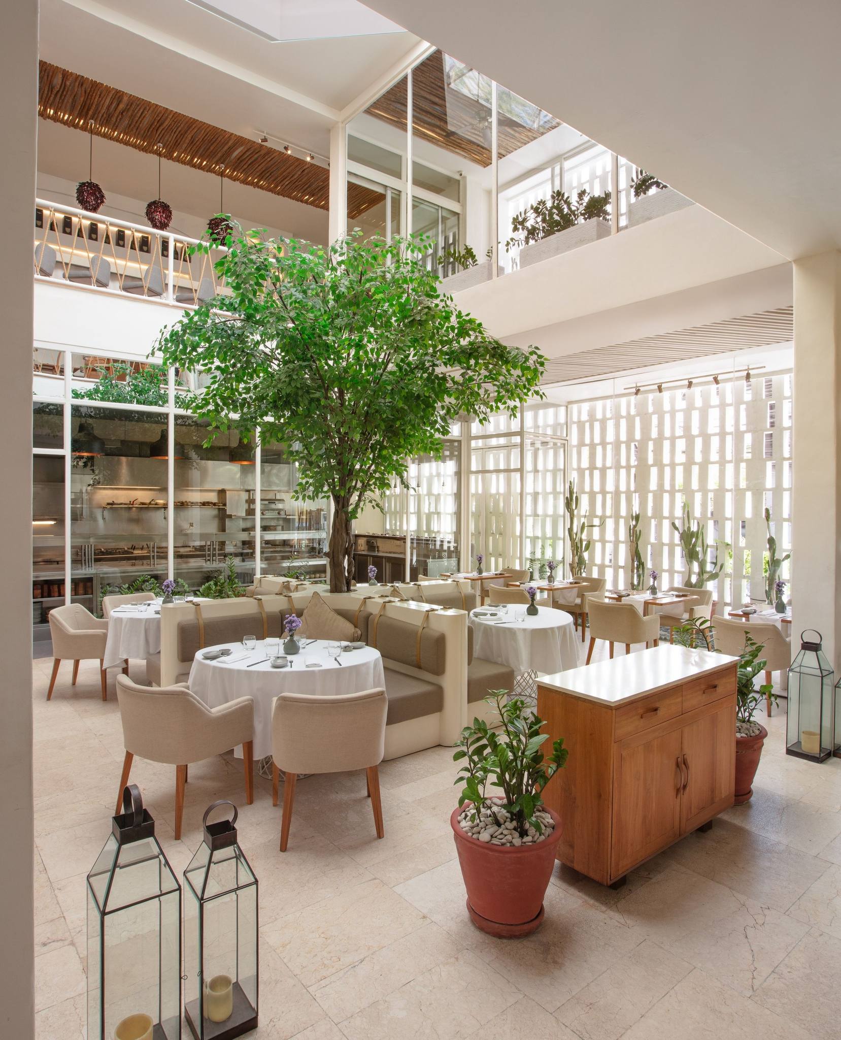 Mauri Restaurant