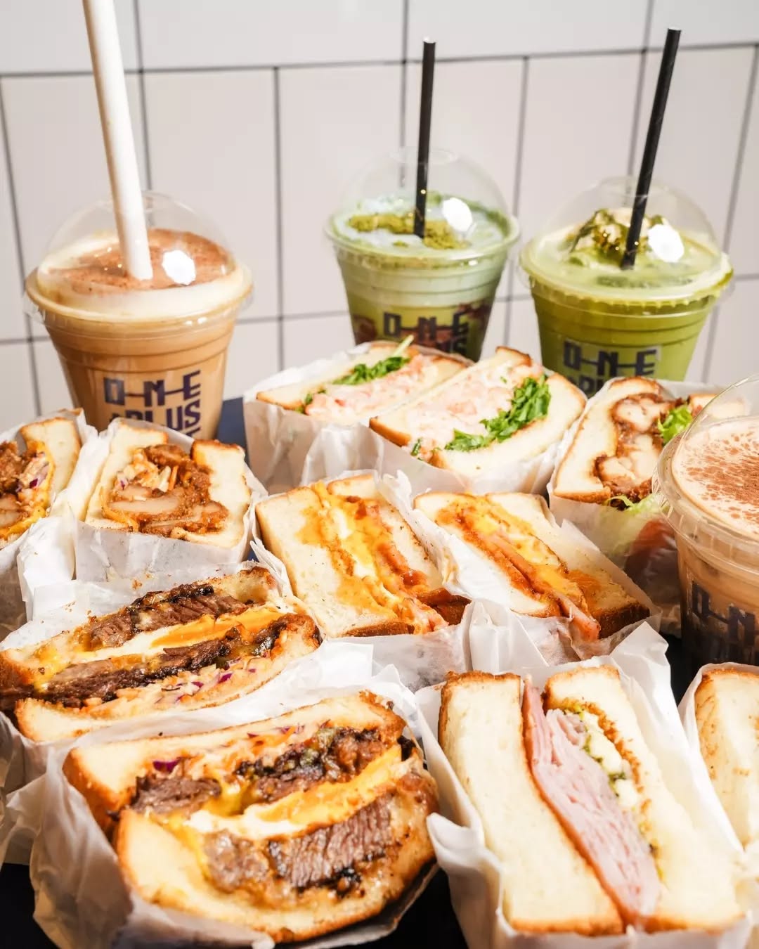 1pluspiece Cafe