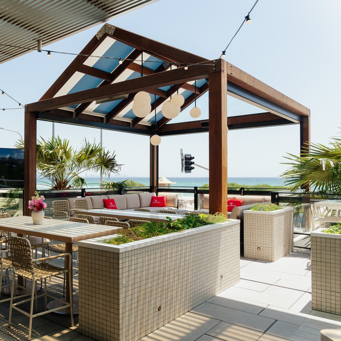 Kirra Beach House