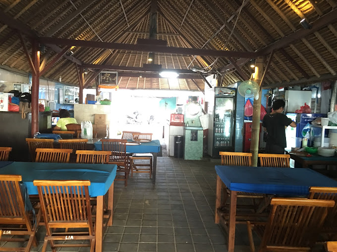 Lia Cafe