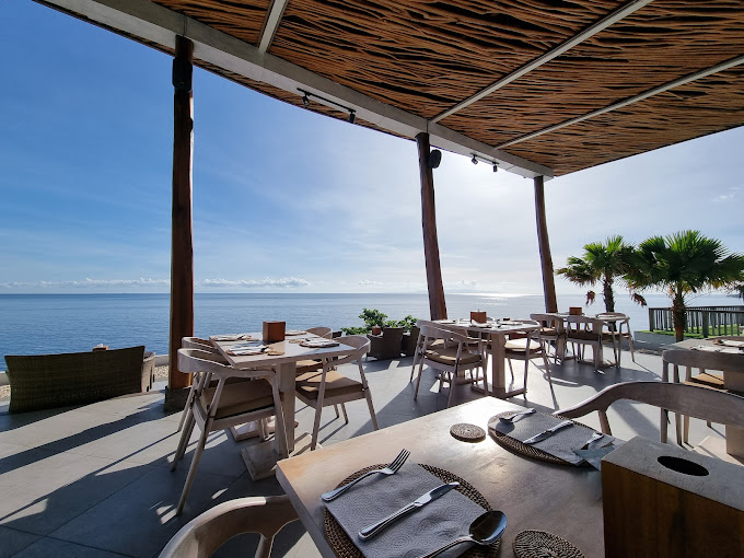 Point Plus & Lido Bar Nusa Penida
