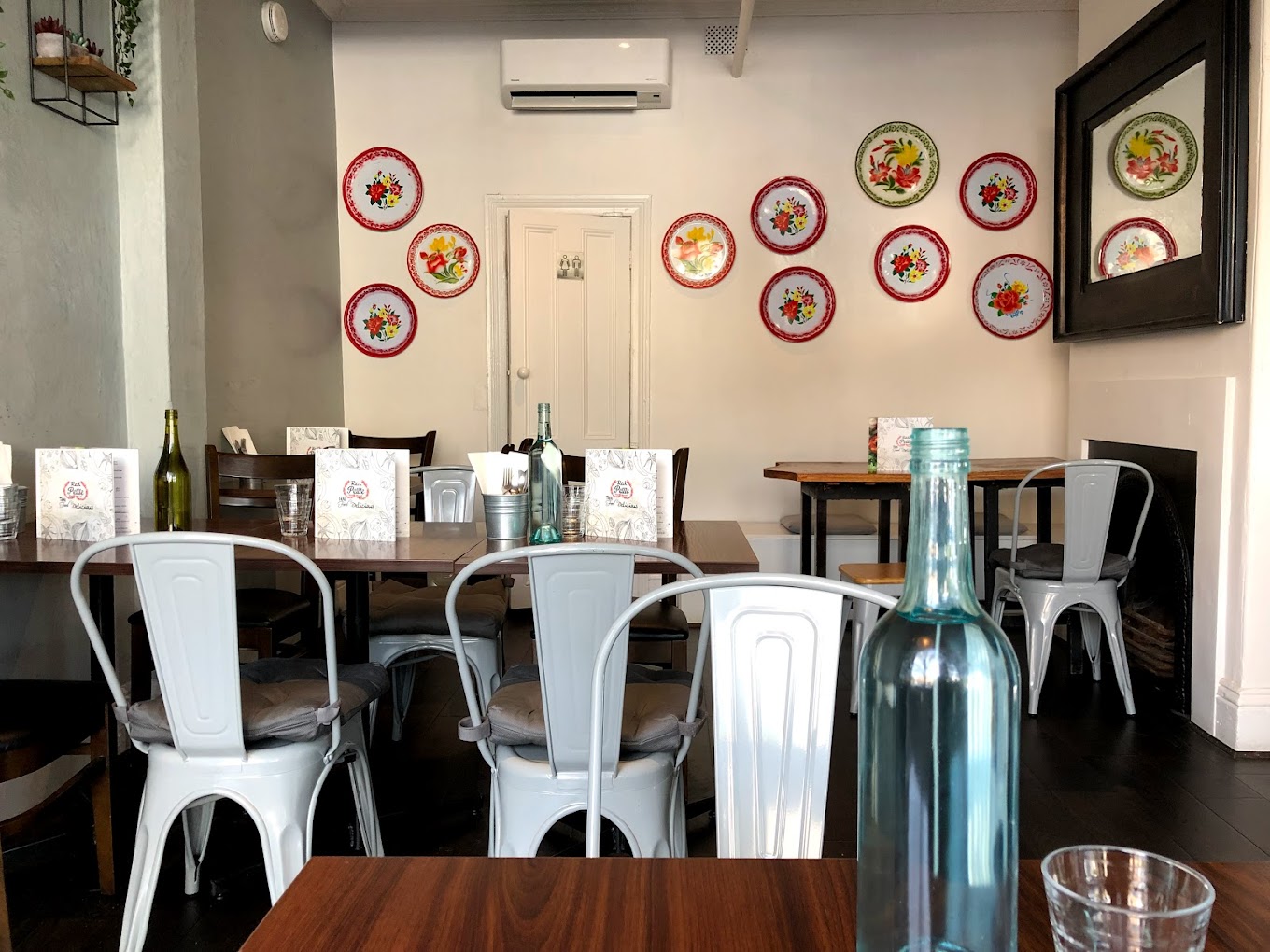 Red Petite Thai Cafe