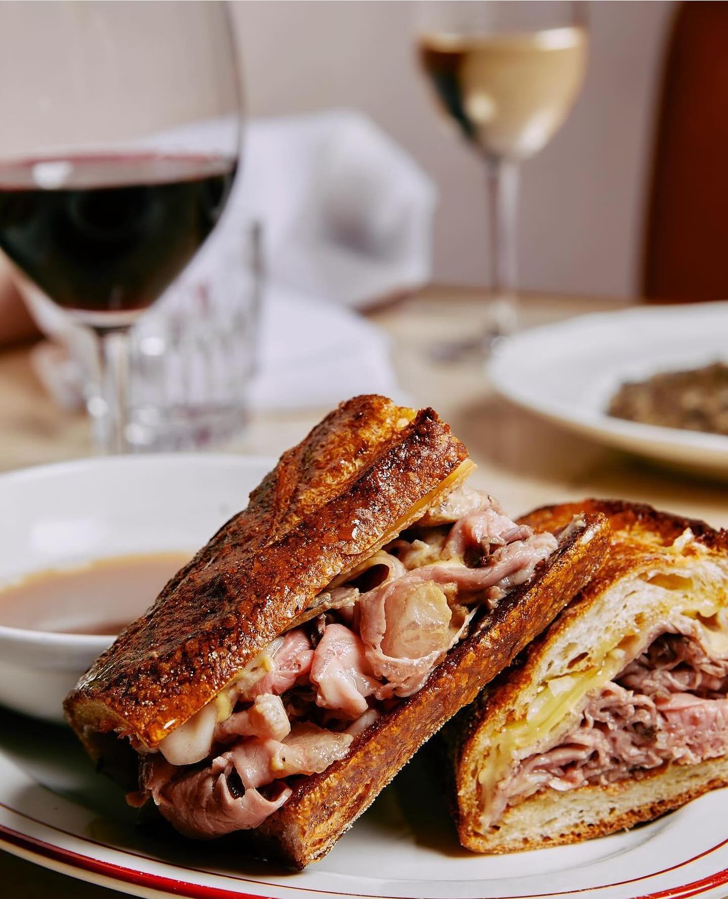 Continental Deli Bar Bistro