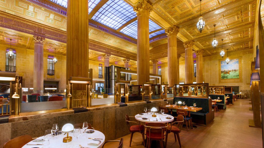 National Hotel Bar & Grill