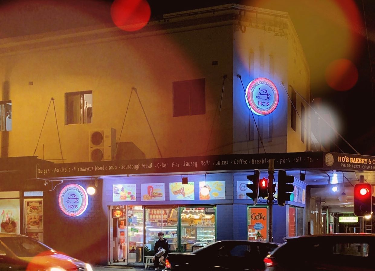 Ho's Bakery And Cafe