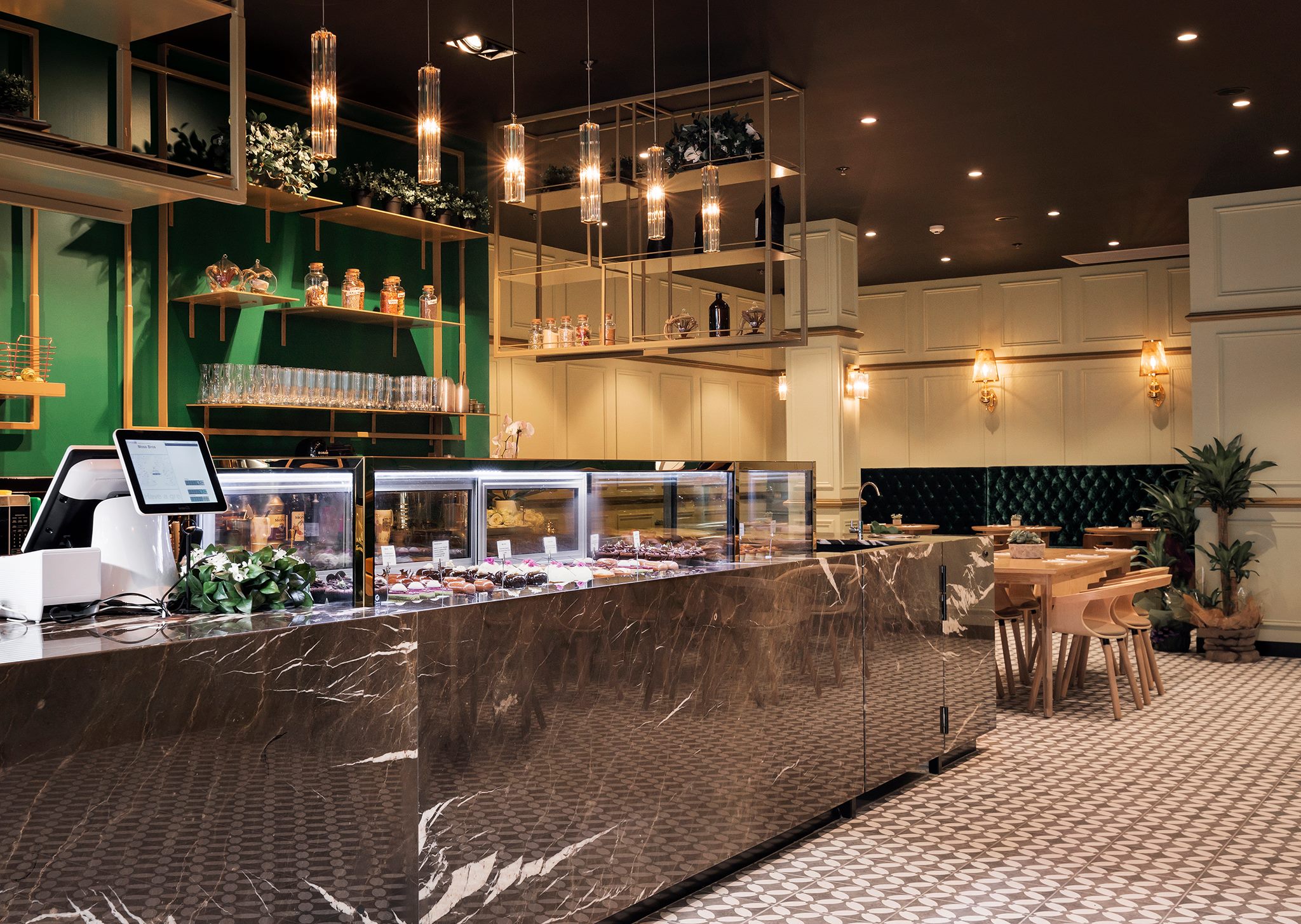 Moss Bros Dessert & Brunch Cafe