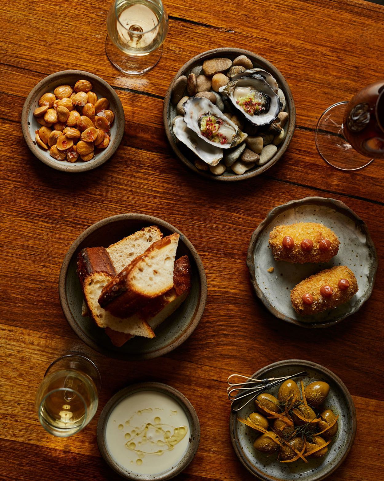 Anada Bar & Restaurant