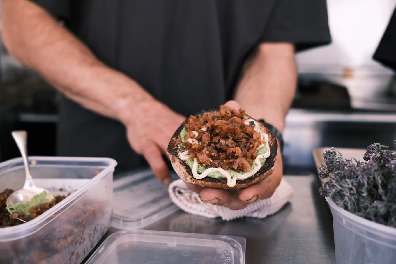 eat Superb