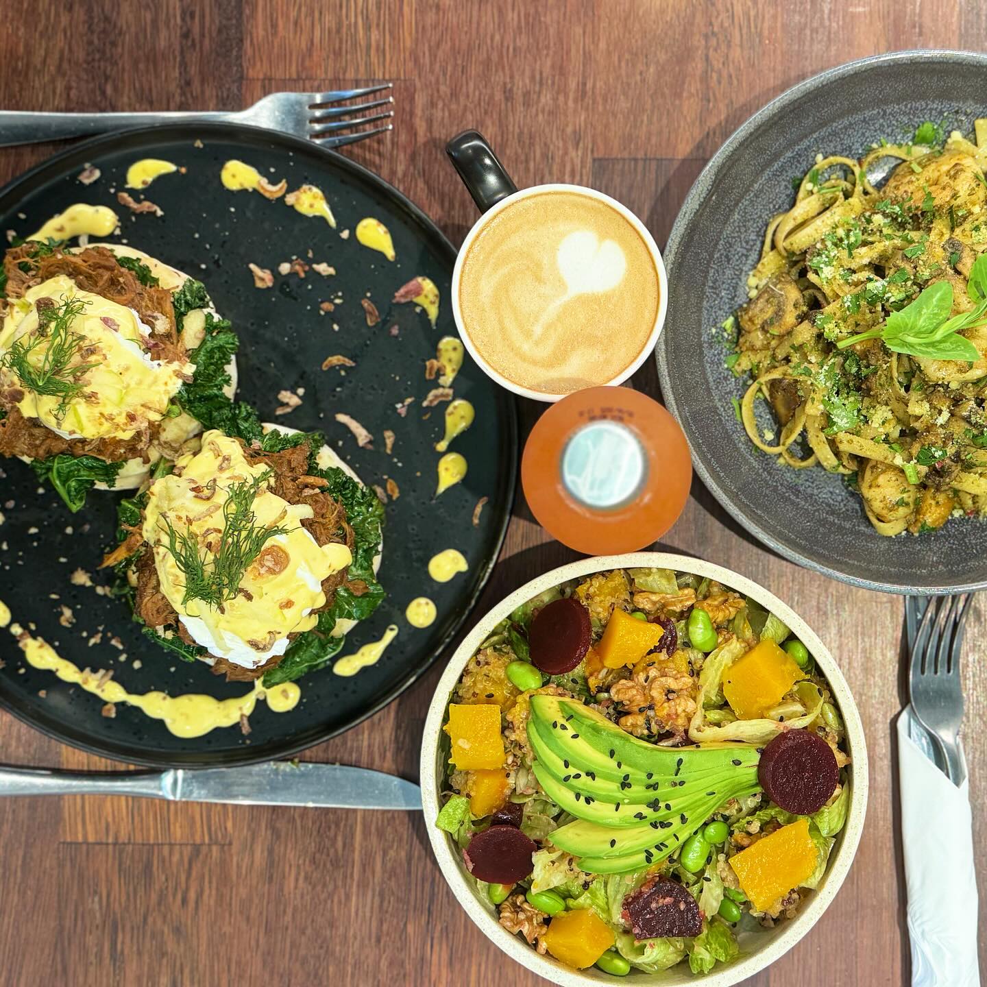 Ampersand Coffee and Food
