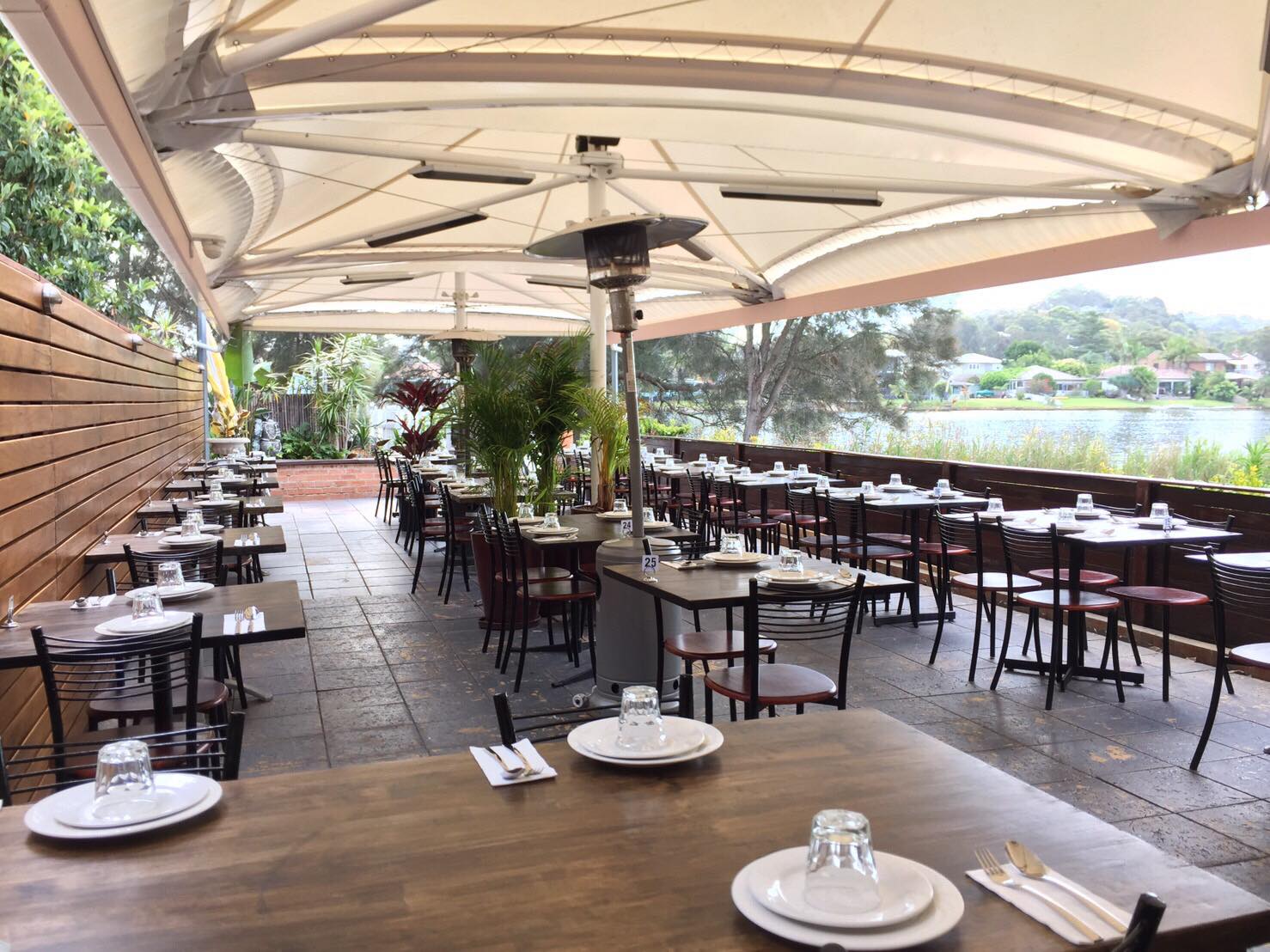Rice and Lake Thai Restaurant