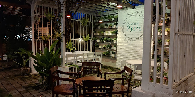 Warung Retro
