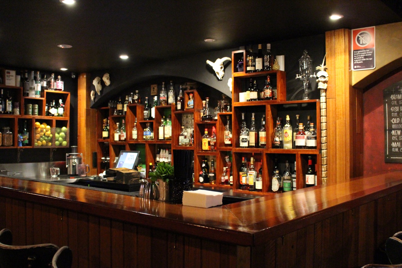 Papa Gedes Bar