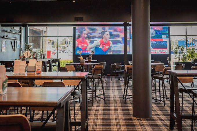 Sundowner Hotel Motel