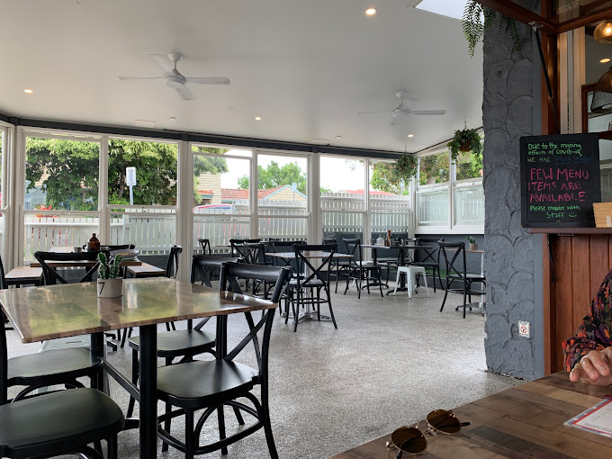 Deedot Coffee House