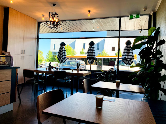 Paul and Sons Eatery